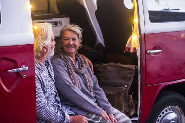 Découvrez la corse en van vintage avec i picculi combi